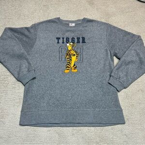 Vintage Disney Store Gray Fleece Tigger Crewneck Pullover Sweatshirt Size Medium